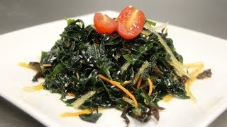 How to Make Seaweed Salad Wakame Salad [upl. by Watson655]