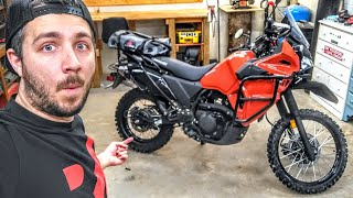 Installing New Tires on my 2022 KLR 650  Tusk DSport Adventures [upl. by Kellia]