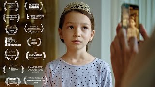 Nellys Story  Kurzfilm über KinderInfluencer  Award Winning [upl. by Laux]