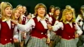 Die Westfälischen Nachtigallen  Amboß Polka 1974 Lustige Musikanten [upl. by Lammaj]