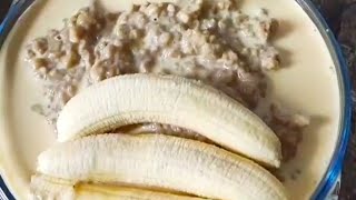 Creamy Banana Oatmeal Porridge [upl. by Minta]