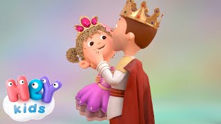 Je suis une petite princesse 👸  Chanson pour Enfants  HeyKids en Français [upl. by Stroup308]