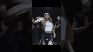 talayyy  lisa lalisa blackpink shorts yt trending viral [upl. by Guillema914]