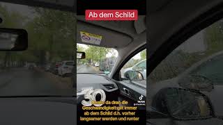 Die Geschwindigkeit gilt immer ab dem Verkehrszeichen dh vorher langsamer werden runterschalten [upl. by Lowrie]