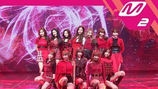 MPD직캠 아이즈원 직캠 4K 라비앙로즈La Vie en Rose IZONE FanCam  IZONE SHOWCON [upl. by Colyer]