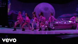 Ariana Grande  7 rings Live From The Billboard Music Awards  2019 [upl. by Swee739]