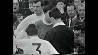 196869 Arsenal v Leeds United  Gary Sprake punches Bobby Gould [upl. by Shakespeare]