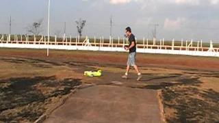 FAPI Aeromodelismo Ourinhos SP Pouso forçado Eletrico Beto queira pegar na mão [upl. by Inoek]