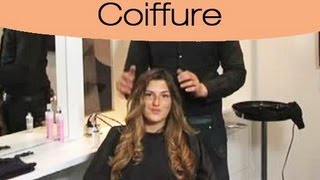 Tuto  Coiffure Comment ondulerboucler ses cheveux avec un fer à lisser  Technique simple [upl. by Saiff]