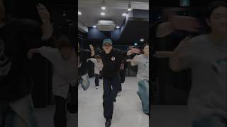 다이나믹듀오 날개뼈 choreography Achi [upl. by Yenmor666]