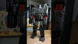 1200 Transformers Megatron transforms itself Toys Technology [upl. by Orabelle]