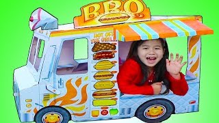 Jannie Pretend Play with GIANT BBQ Food amp Ice Cream Truck [upl. by Anohr]