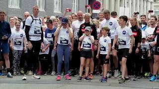 Royal Run 2019 Prinsesse Isabella og Josephine dansede før start [upl. by Petronella405]