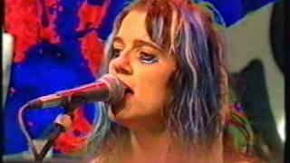 L7  Pretend Were Dead Live The Word 1992 [upl. by Ondrea]