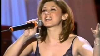 Lara Fabian « Je taime » Les Victoires de la Musique 1998 [upl. by Eletnahc]