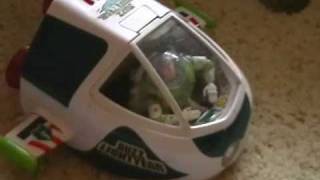 Vintage Toy Story Buzz Lightyear Ship with Buzz Lightyear figure review [upl. by Kohcztiy]