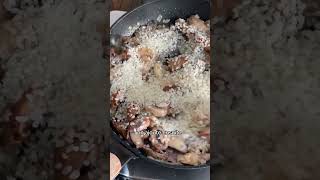 Recette risotto aux champignons  Pourdebon [upl. by Yenterb]