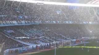 Muchachos traigan vino juega la Acadé  Racing 2  Vélez 0 [upl. by Oicnaneb]