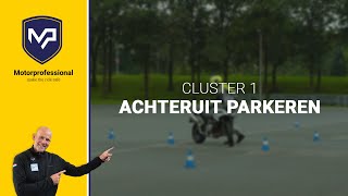 CLUSTER 1  LOPEND ACHTERUIT PARKEREN IN EEN PARKEERVAK [upl. by Barden]