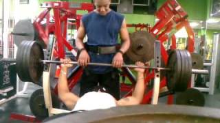 Josh big lift 405 spot by 16 year old Larry wheels [upl. by Aissilem]