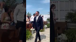 Este papá hizo algo inesperado en la boda de su hija 👏 [upl. by Neirad]