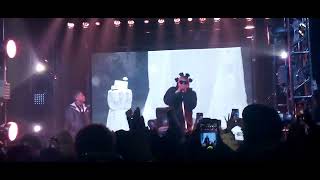 Wale ft Usher  Matrimony Live performance  SeattleShowbox [upl. by Lyell]