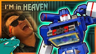 Im in HEAVEN  NOT Transformers G1 Soundwave Acoustic Wave Review [upl. by Aspia]