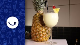 Cómo hacer una Piña Colada paso a paso [upl. by Siloam]