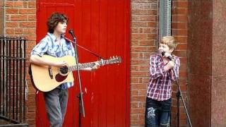 YOUNG CLYDEBANK BUSKERS [upl. by Sulohcin236]