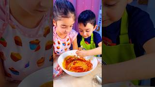 Children make a healthy and delicious cauliflower and spinach pie shorts viral cooking kids [upl. by Gratiana]