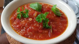 How To Cook The Traditional Italian Tomato Sauce  Cuisiner La Sauce Tomate Italienne [upl. by Claudianus73]