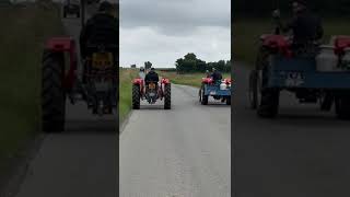 The Massey 135 Multi Power overtake against standard 135 [upl. by Ecirbaf]