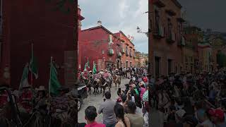 Cabalgata de Los Conspiradores 15 de septiembre sanmigueldeallende Guanajuato mexico [upl. by Nehte831]