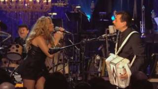 Los Tigres Del Norte feat Paulina Rubio  Golpes En El Corazon [upl. by Dilisio]