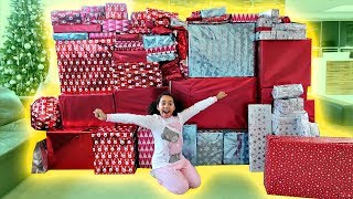 Best Christmas Ever Tiana Opening Christmas Presents Compilation Family Fun [upl. by Bianka920]