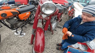 MotoBazar Toruń Silnik Robur 40L Ceny Motocykli WSK LELEK Junak M10 Relacja Filmowa Ojca i Syna [upl. by Pownall]