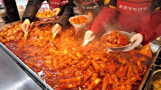 전국에서 찾아 온다는 쫀득함의 성지 41년 전통 가래떡 떡볶이 원조 랜떡  spicy rice cake quot Tteokbokki quot korean street food [upl. by Zipporah625]