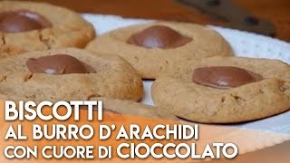 Biscotti al burro DArachidi con Cuore di Cioccolato [upl. by Akamahs]