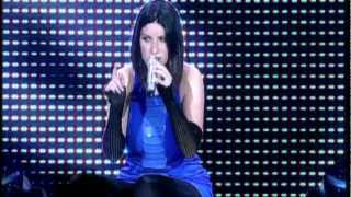 Laura Pausini  La Soledad live [upl. by Waldron]