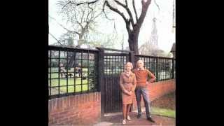 Fairport Convention  Dear Landlord [upl. by Hogg510]