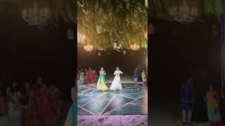 Kamariya  WEDDING DANCE by Eshani and Shivani  Garba x Shuffle  LEARN this on DesiFuzeCom [upl. by Nayrb693]