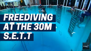 Freediving at the 30m SETT [upl. by Monafo918]