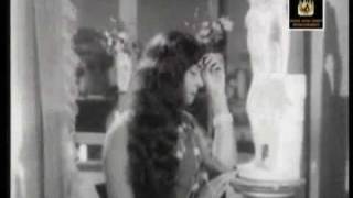 BSaroja Devi in Kadhal Siraghai  Palum Pazhamum [upl. by Aitram]