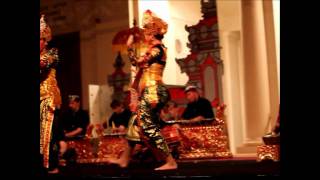 Tari legong keraton Balinese dance [upl. by Keviv964]