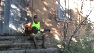 Dedé Badaró cantando a musica quotGuindolaquot [upl. by Holms]