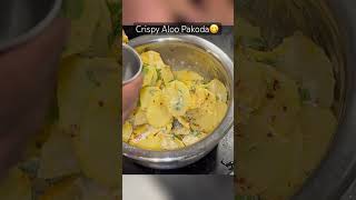 Crispy Aloo Pakoda  Yummy SNACk Bhajia Recipe 😋cooking GujaratiSnackbhajia BatatanaBhajia [upl. by Brown]