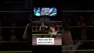 Wenn der Referee auch mal kämpfen will 😂 berlin wrestling [upl. by Philemol]