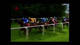 2002 Convergent Dante Stakes [upl. by Ellehsar]