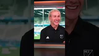 Federico Bernardeschi channelling his inner Targaryen [upl. by Ennaegroeg]