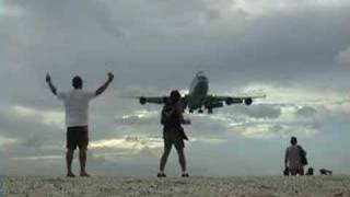 St Maarten SXM  KLM 747400 Landing [upl. by Iseabal]